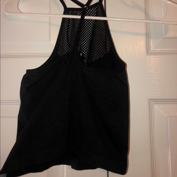 Crop top - Picture 2 of 2